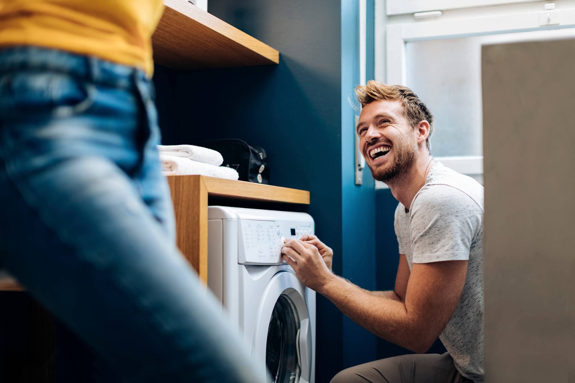 What is the best temperature to wash your clothes at?