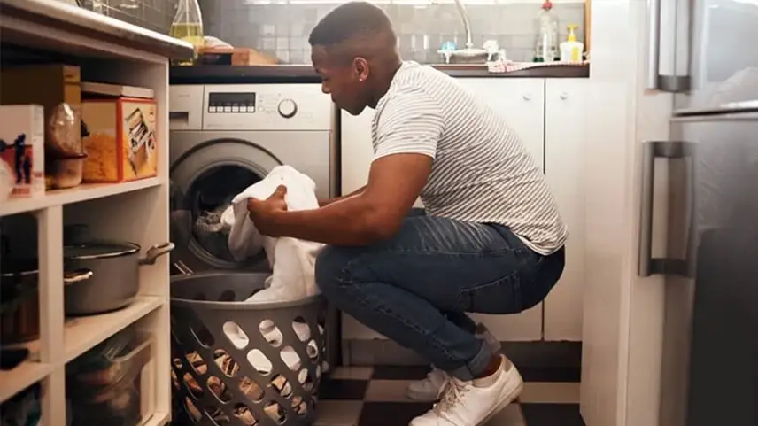 How to wash white clothes
